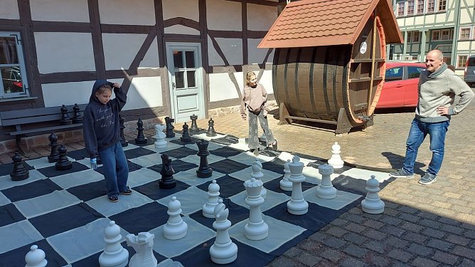 Schachturnier auf dem Hof des Tabakspeichers (Foto: Stadt Nordhausen) Schachturnier auf dem Hof des Tabakspeichers (Foto: Stadt Nordhausen)