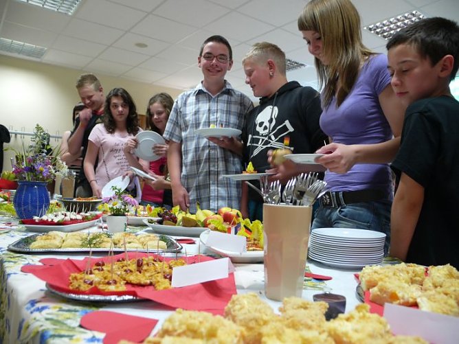 Ehrenbuffett (Foto: Angelo Glashagel)