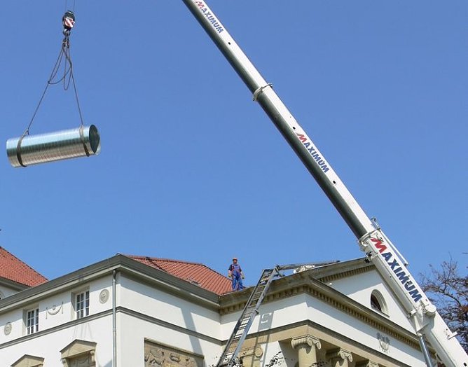 Durch's Dach (Foto: psv) Durch's Dach (Foto: psv)