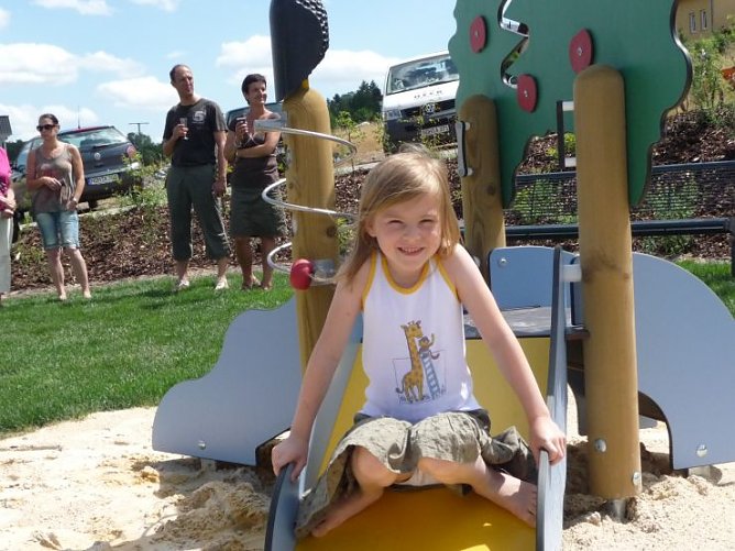 Neuer Spielplatz (Foto: Angelo Glashagel)