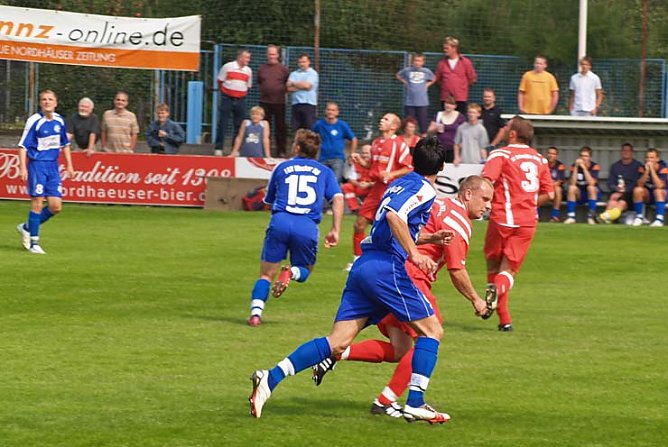Grottenkick: Wo ist denn nur der Ball? (Foto: nnz) Grottenkick: Wo ist denn nur der Ball? (Foto: nnz)