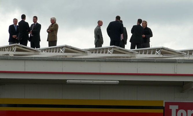 Auf dem Sonnendach (Foto: TiRo Neu)