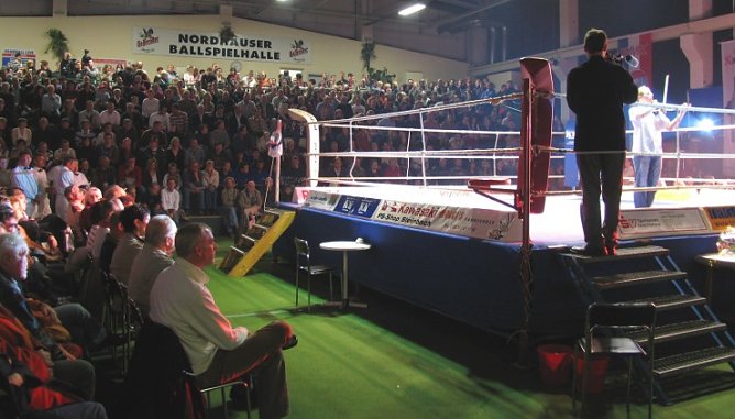 Tolle Stimmung in der Halle (Foto: nnz) Tolle Stimmung in der Halle (Foto: nnz)