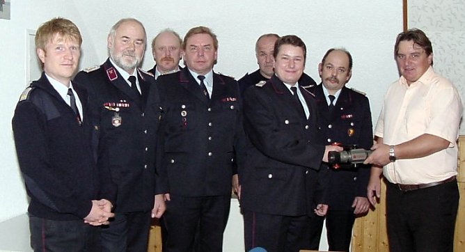 Übergeben (Foto: nnz) Übergeben (Foto: nnz)