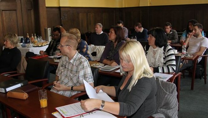 Marktplatz wird vorbereitet (Foto: J. Piper) Marktplatz wird vorbereitet (Foto: J. Piper)