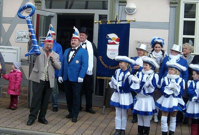 &Uuml;bergeben (Foto: privat)