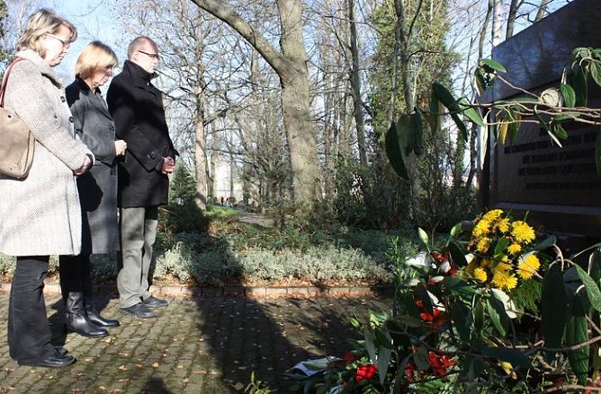 Der Opfern gedacht (Foto: P. Grabe)