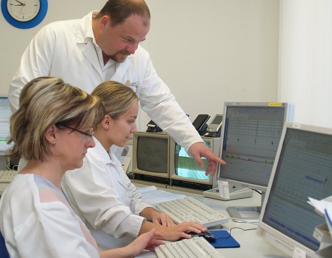 Im Schlaflabor (Foto: SHK) Im Schlaflabor (Foto: SHK)