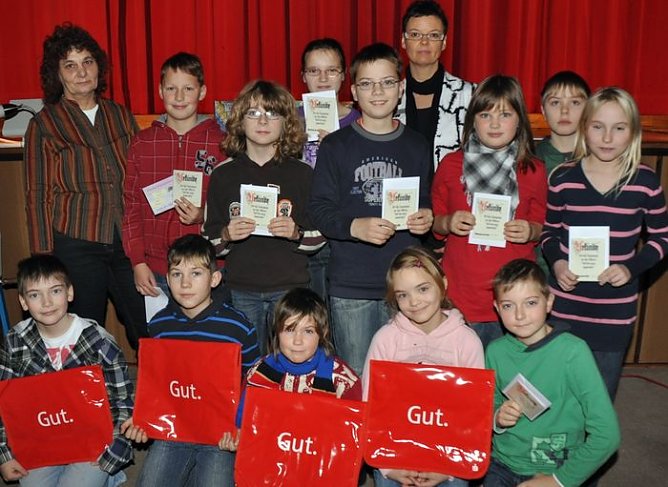 &Uuml;bergeben (Foto: KSK)