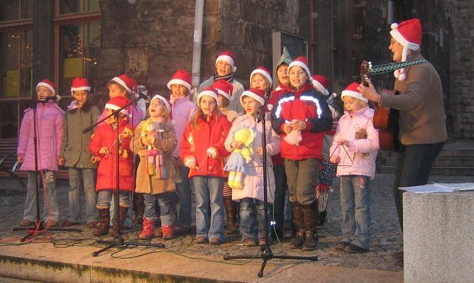 Gesungen (Foto: nh) Gesungen (Foto: nh)