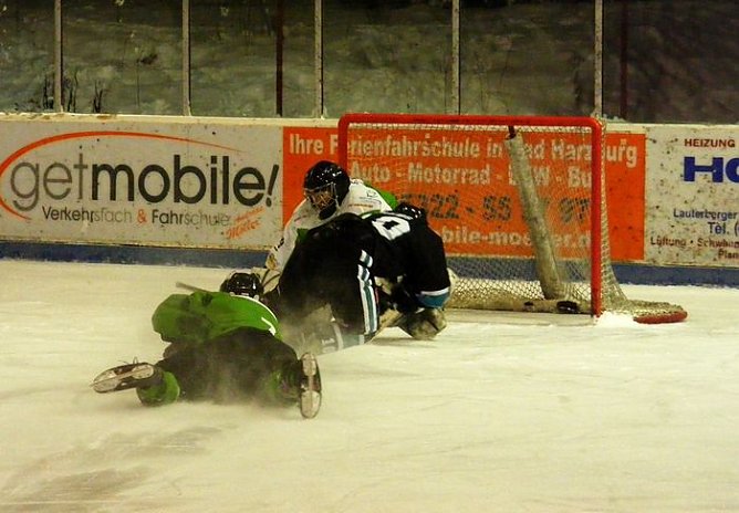 Souveräner Sieg (Foto: R. Koch) Souveräner Sieg (Foto: R. Koch)