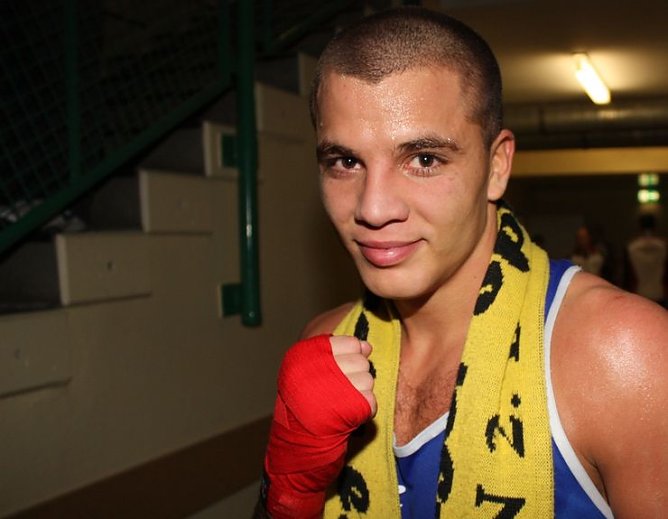 Boxen gegen die Hertha (Foto: P. Grabe) Boxen gegen die Hertha (Foto: P. Grabe)