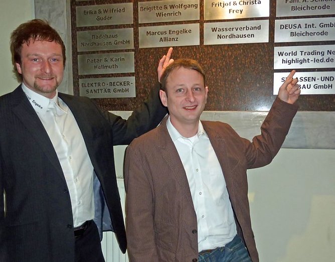 Neue Namen an der Spender-Wand (Foto: privat)