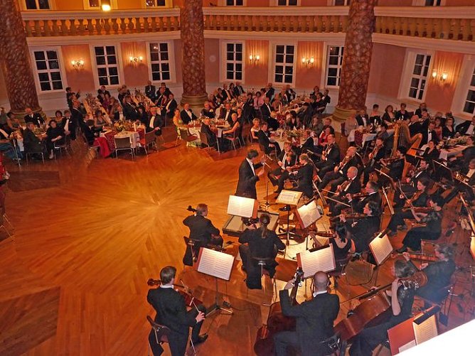 Schlossball er&ouml;ffnet (Foto: Karl-Heinz Herrmann)