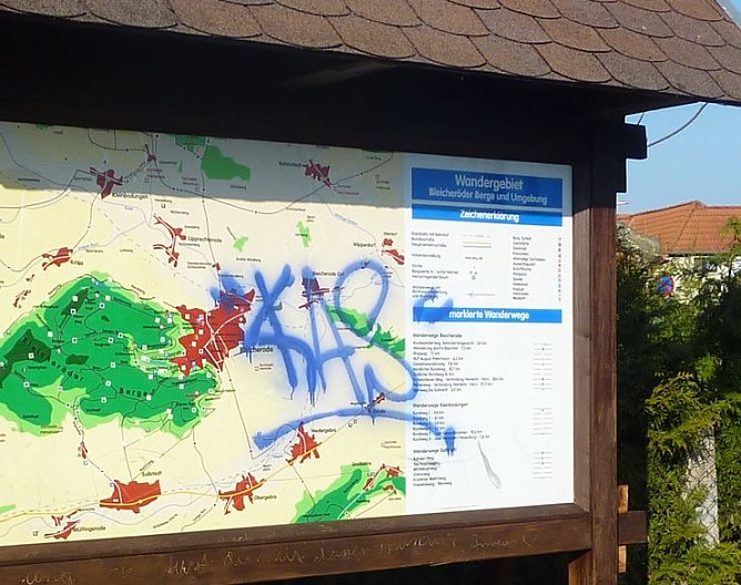 Beschmiert (Foto: E. Kagelmacher) Beschmiert (Foto: E. Kagelmacher)