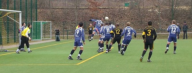 Wacker gegen Leinefelde (Foto: Klaus Verkouter) Wacker gegen Leinefelde (Foto: Klaus Verkouter)