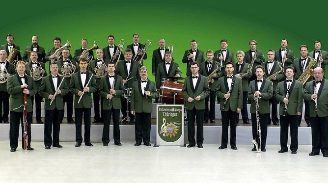 Musizierende Polizisten (Foto: Polizei) Musizierende Polizisten (Foto: Polizei)