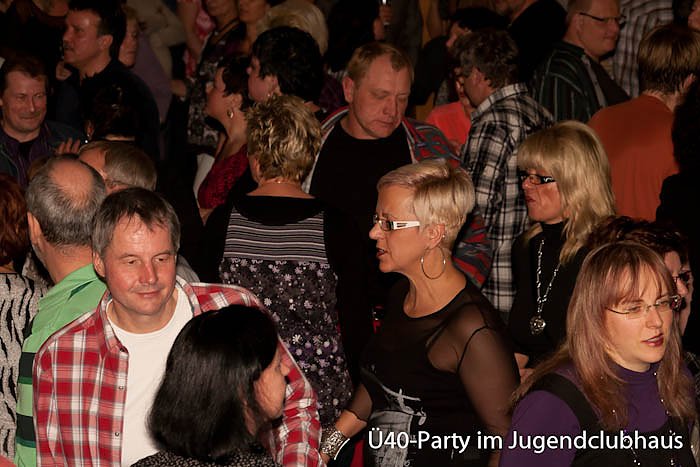 &Uuml;ber 40