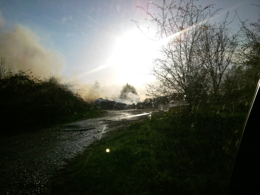 Fr&uuml;hes Osterfeuer