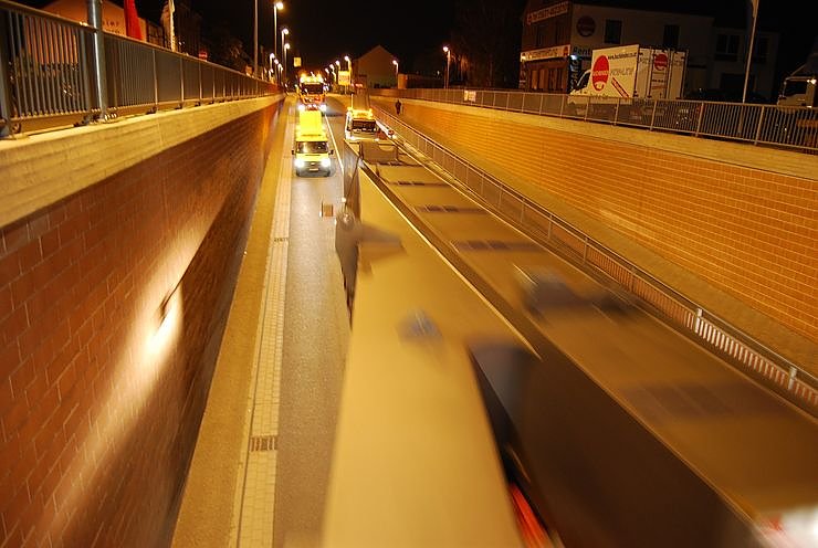 Ma&szlig;arbeit um Mitternacht