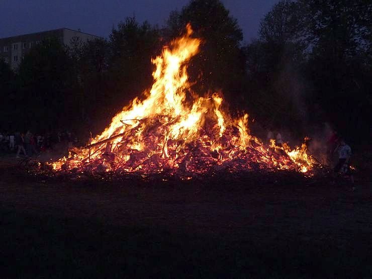 Osterfeuer beendet Box-Saison