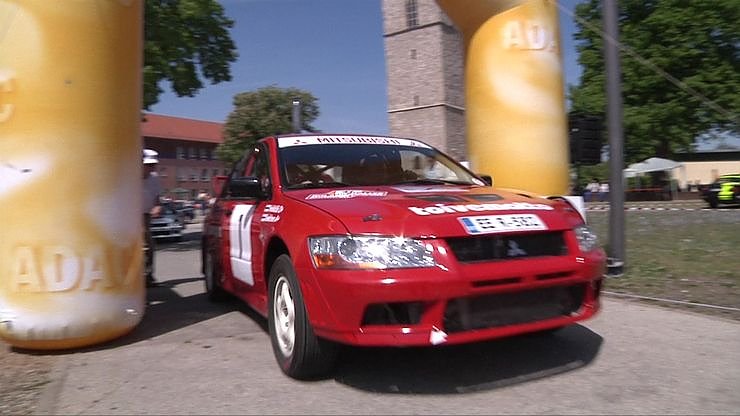 Mitten durch die Stadt