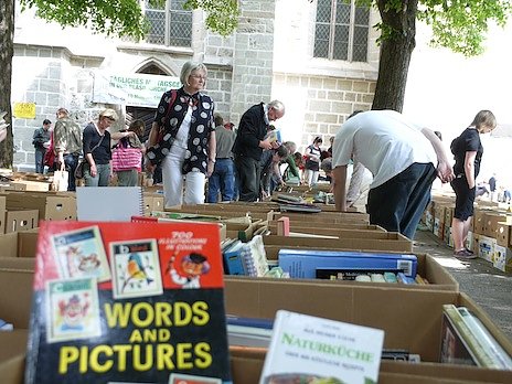 B&uuml;cher, B&uuml;cher und nochmals B&uuml;cher