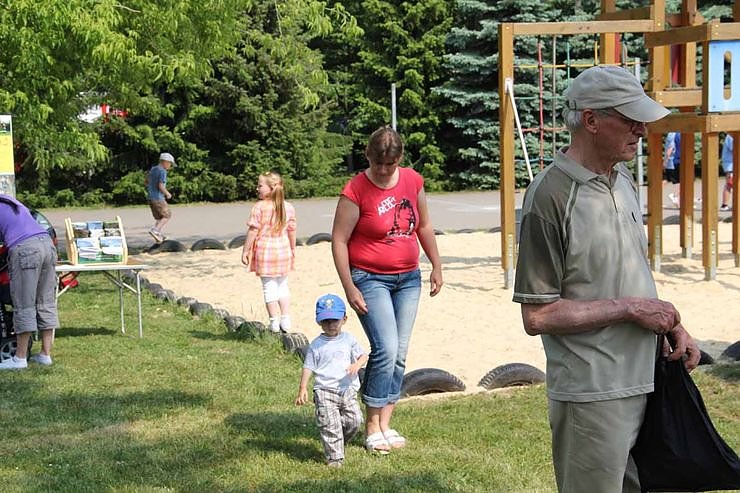 Buntes Treiben bei den Falken