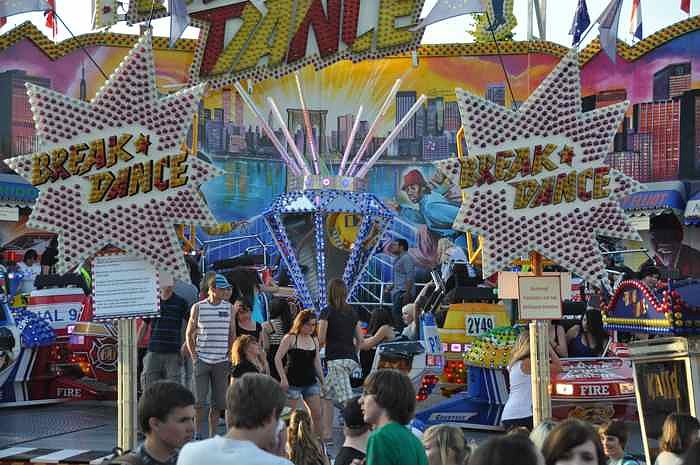 Frauen-Nacht auf den Jahrmarkt