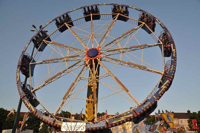 Frauen-Nacht auf den Jahrmarkt
