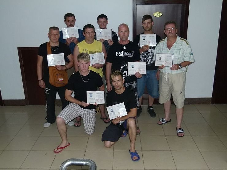 K&auml;mpfen mit M&ouml;nchen