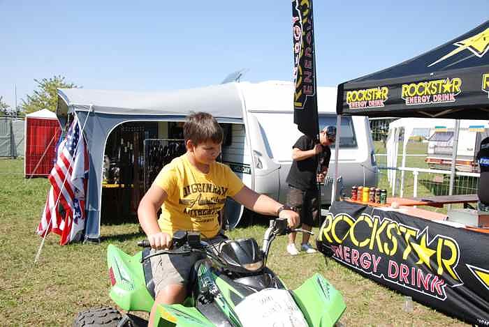 Bikes auf dem Scheunenhof