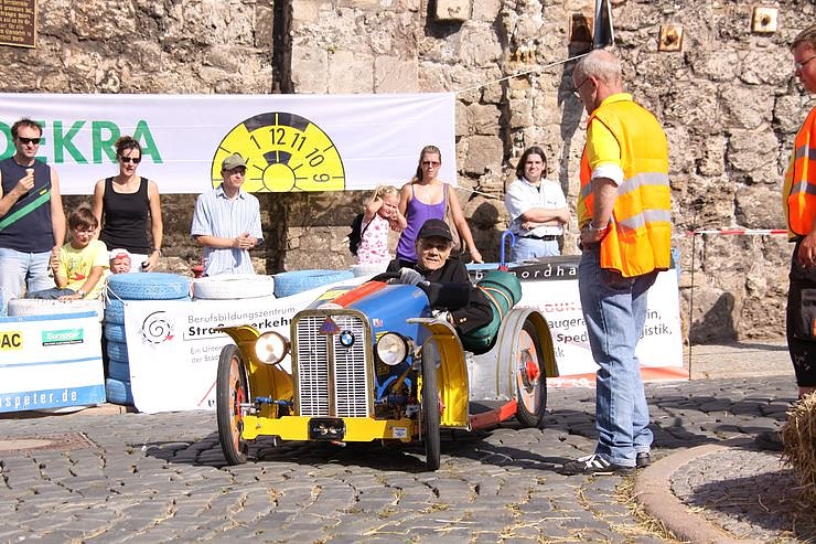 Die scharfe Kurve 2011