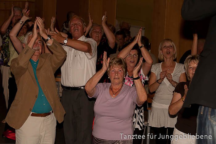 Tanztee im Jugendklubhaus