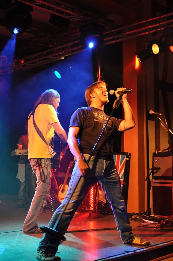 Emma im Jugendklubhaus