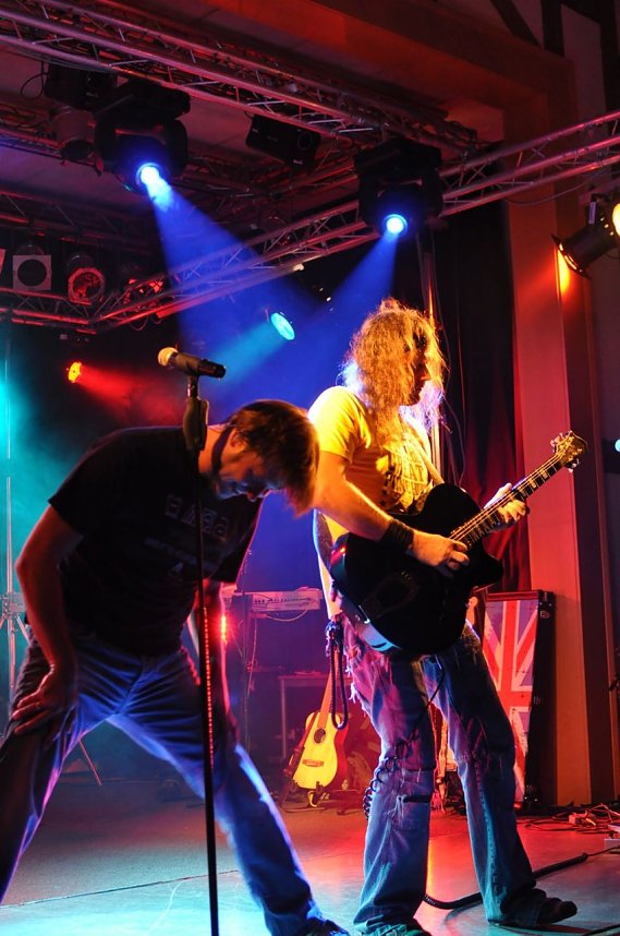 Emma im Jugendklubhaus