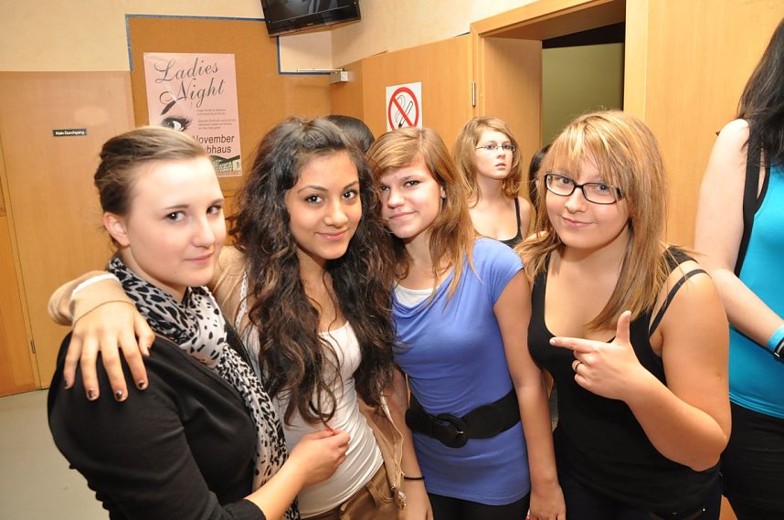 Junge Party im Klubhaus