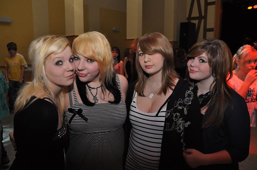 Junge Party im Klubhaus