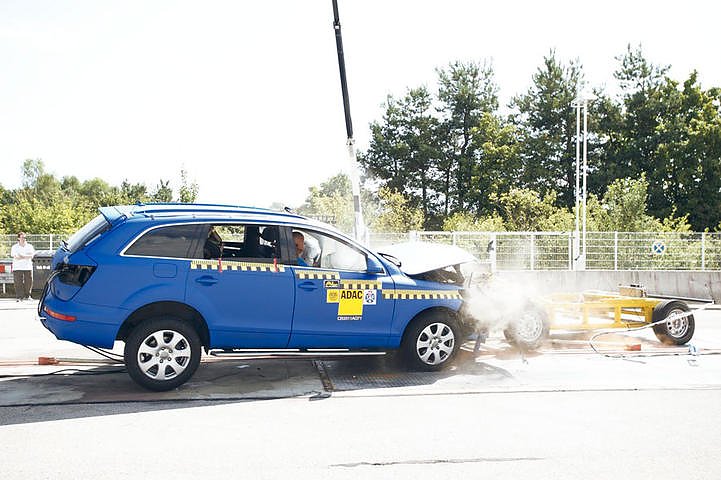 Neuartiger Crash-Test