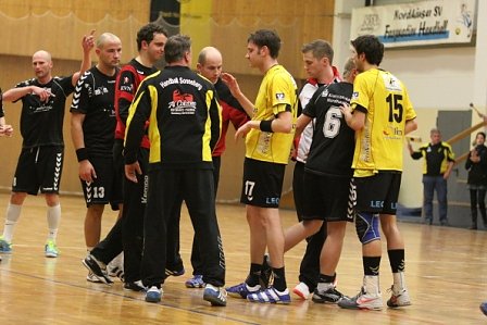 Niederlage in eigener Halle