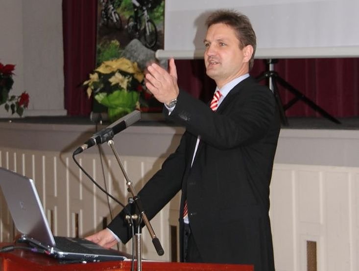 Manke bei seiner Rede