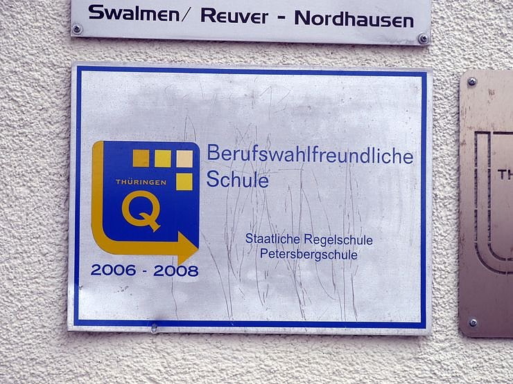 Informationen im und am Bus