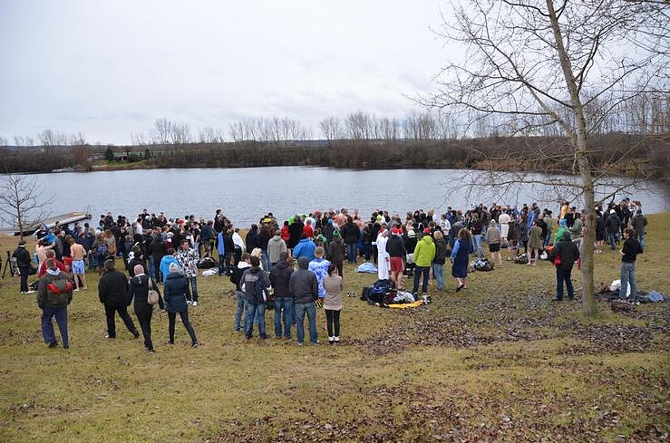 Eisbaden am Kiesteich