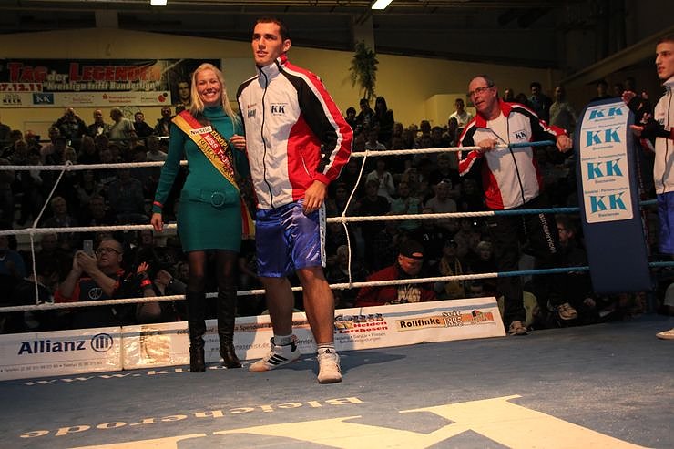 Revanche erk&auml;mpft