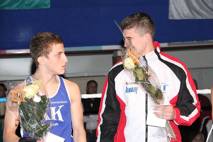 Revanche erk&auml;mpft