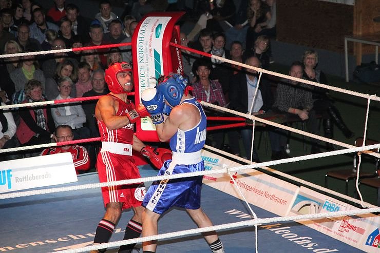 Revanche erk&auml;mpft