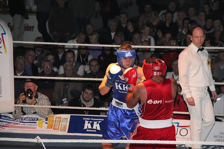 Revanche erk&auml;mpft