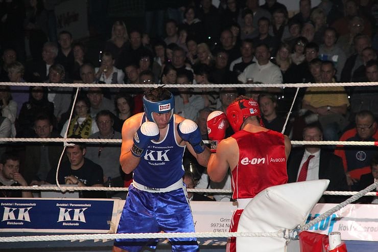 Revanche erk&auml;mpft