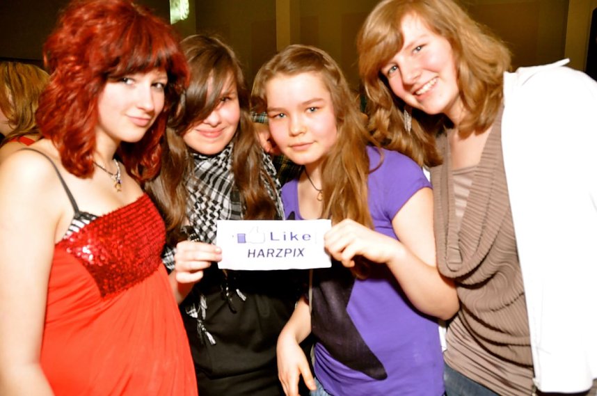 Fette junge Party im Klubhaus