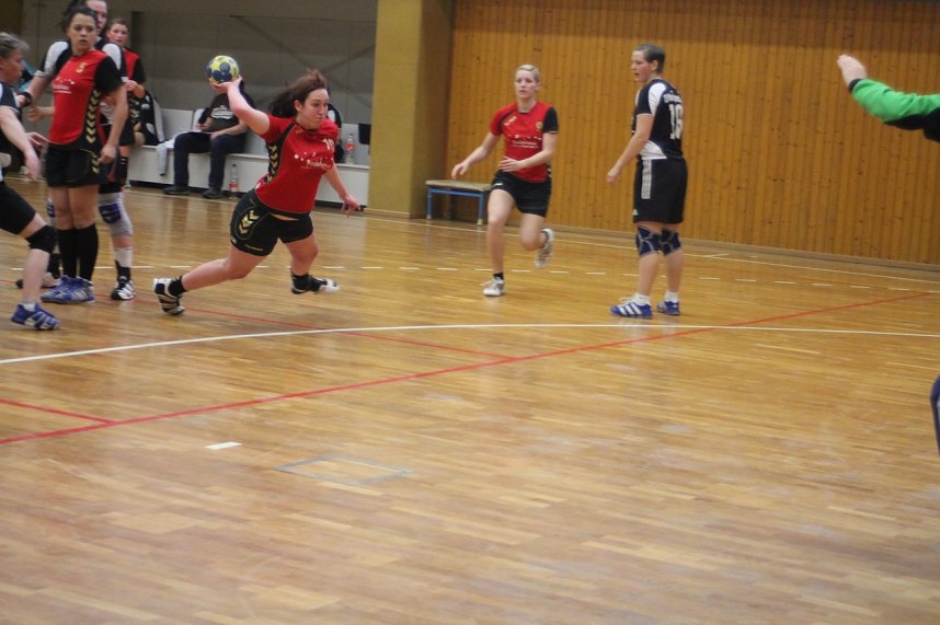 Klarer Sieg f&uuml;r HSG-Damen